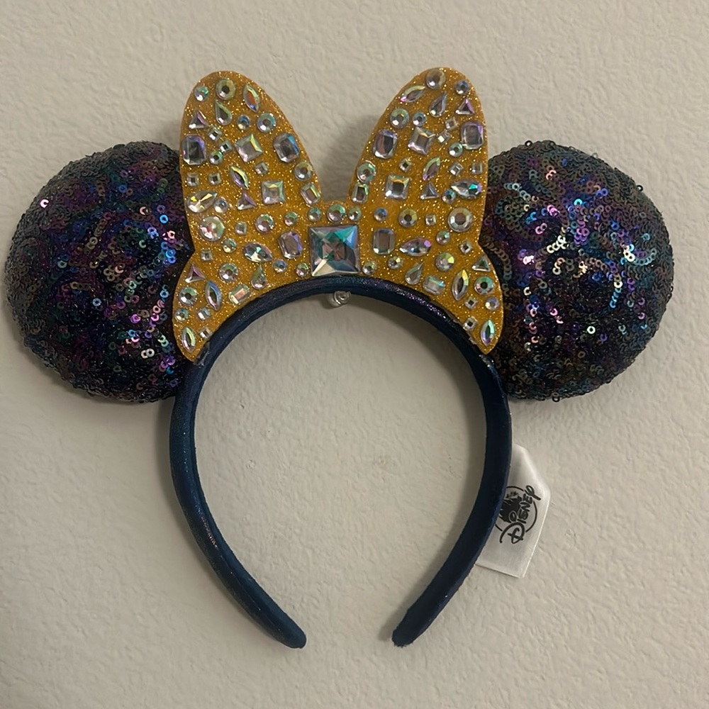 Walt Disney World 50th Anniversary Sequin Minnie Ears